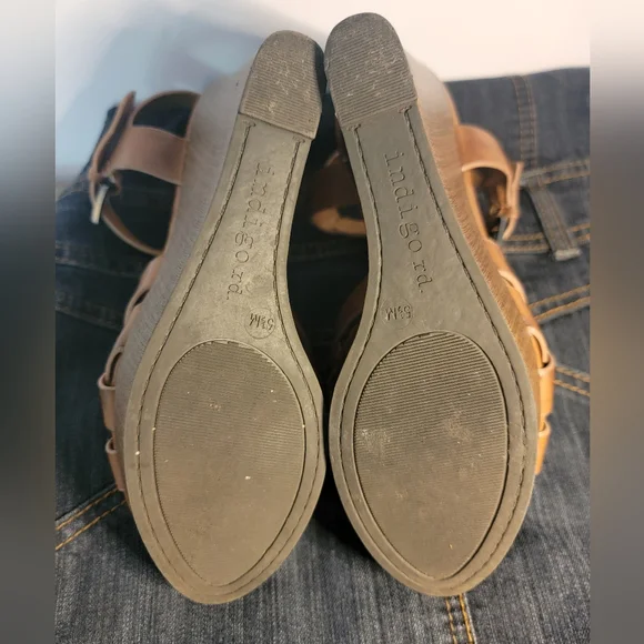 Indigo Rd. Brown Platform Wedge Sandals - Picture 3 of 4